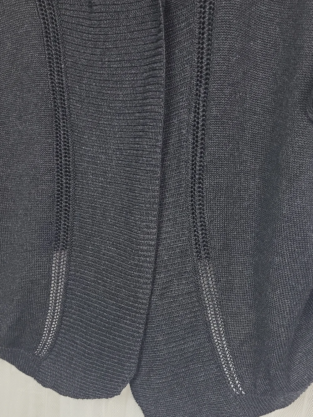 Lululemon Breeze Easy Wrap Sweater.  Size‎
